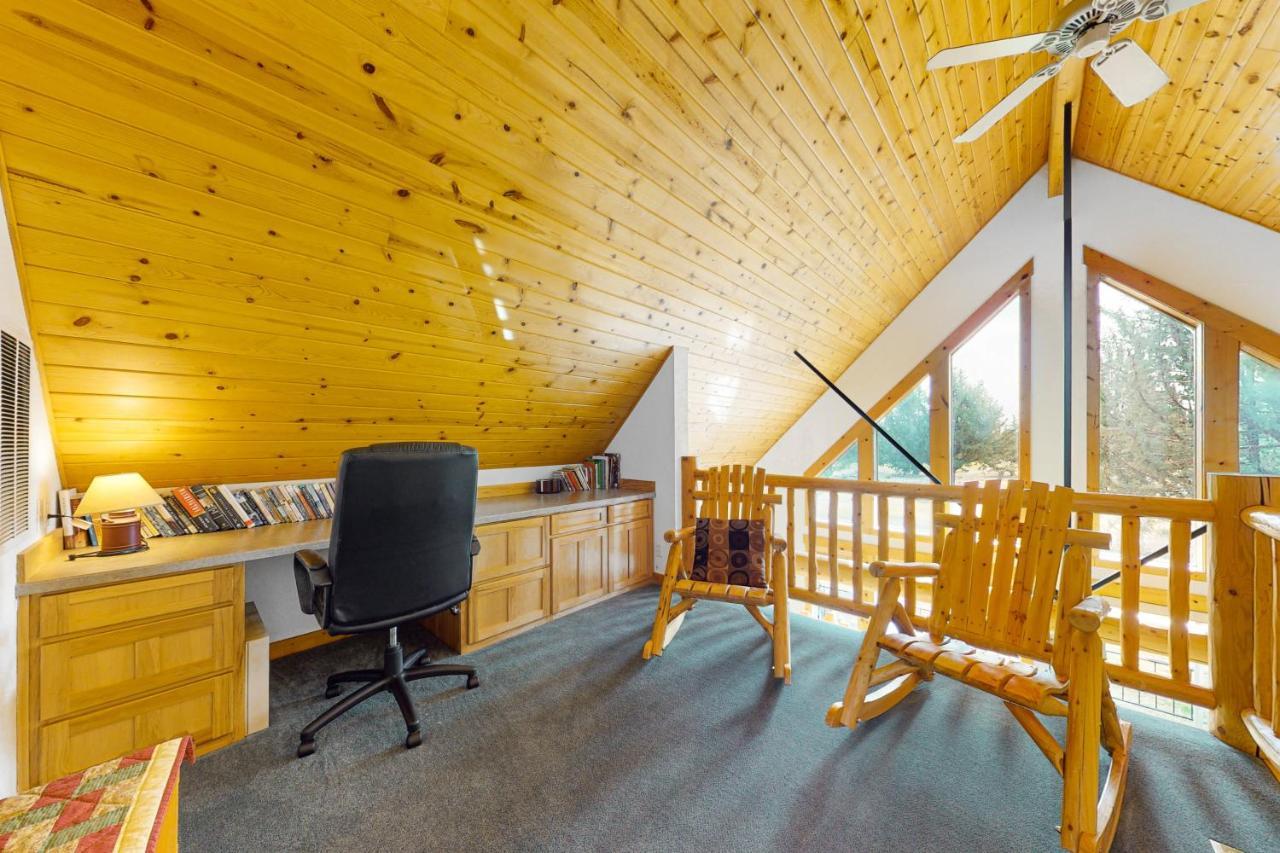Cinnamon Teal Chalet Редмонд Екстер'єр фото